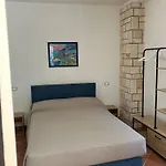 Villa In Pineta